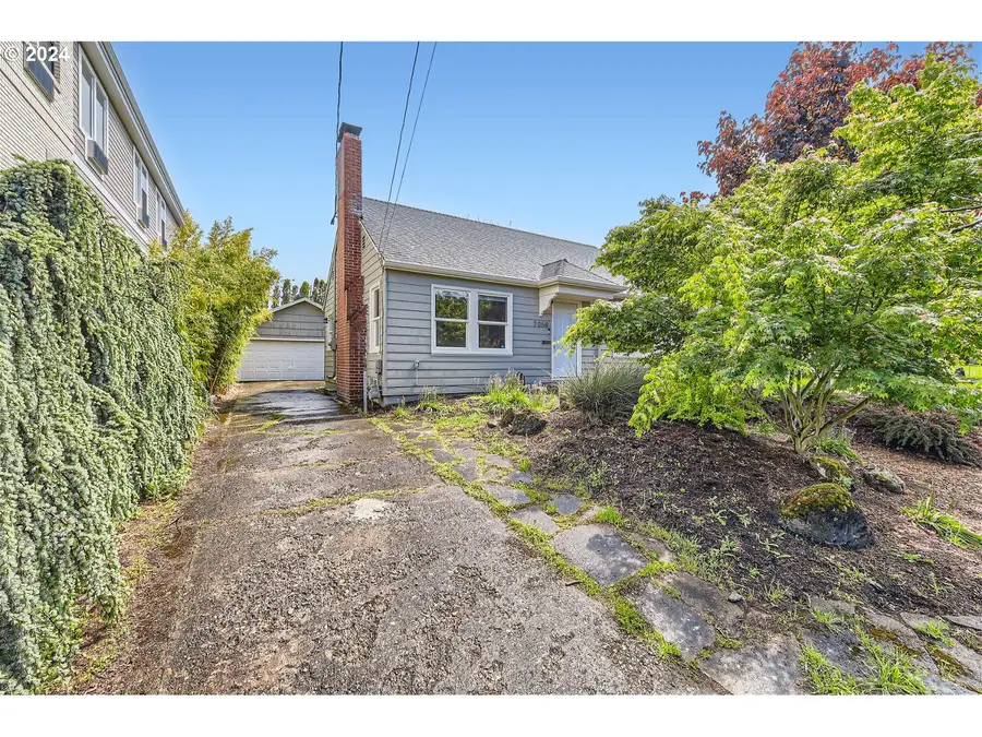7058 N Greenwich Ave, Portland, OR 97217 - Image #2