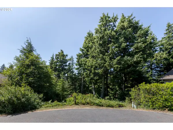 526 Eagles Nest Ln #526, GlenedenBeach, OR 97388