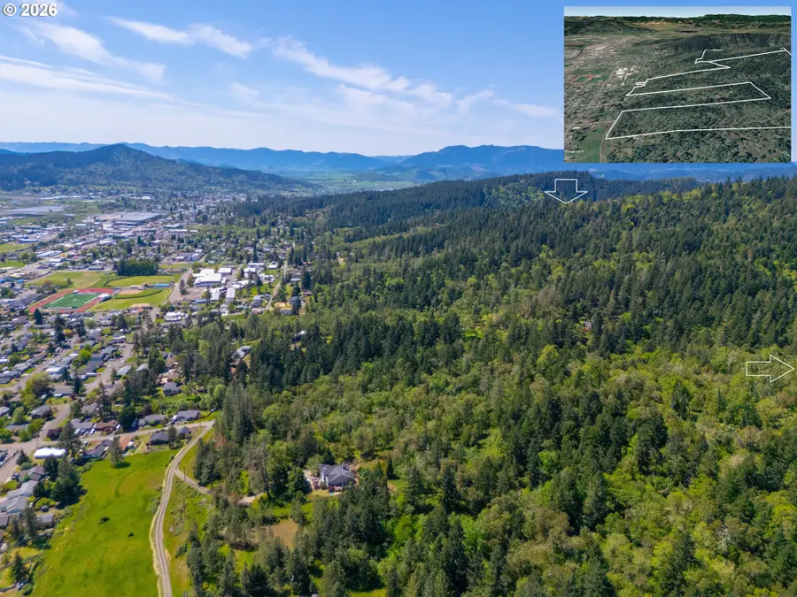 E Sixth Ave, Sutherlin, OR 97479 - #2