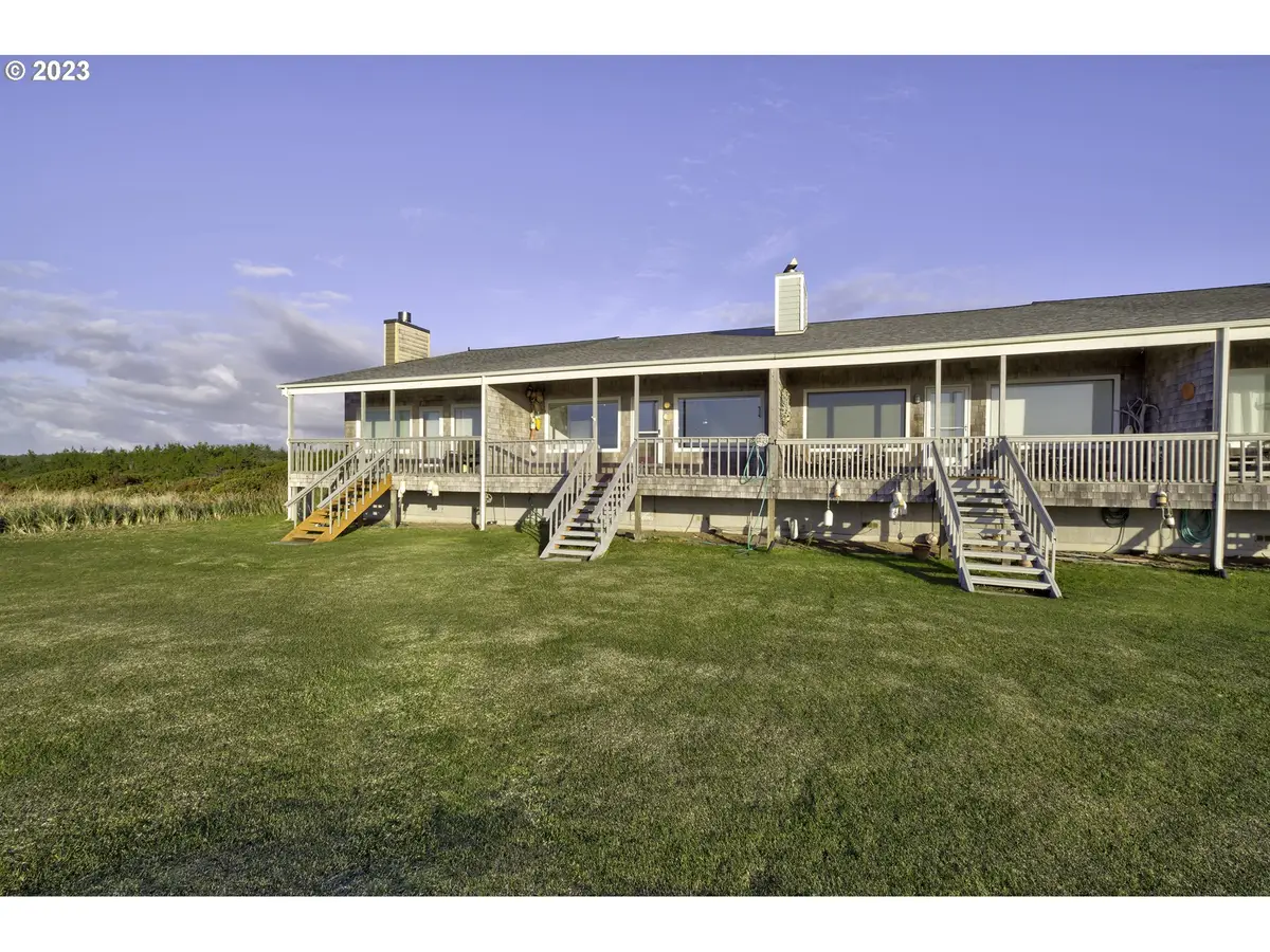 35601 G St #11, Long Beach North Beach Peninsula, WA 98640 - Image #1