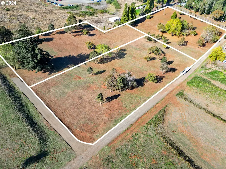 7845 Wildberry Ln, Salem, OR 97306 - #2