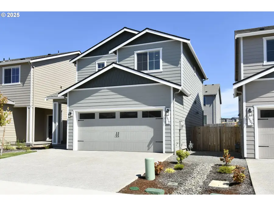 3915 SW Duniway Ln, Gresham, OR 97080 - Image #2