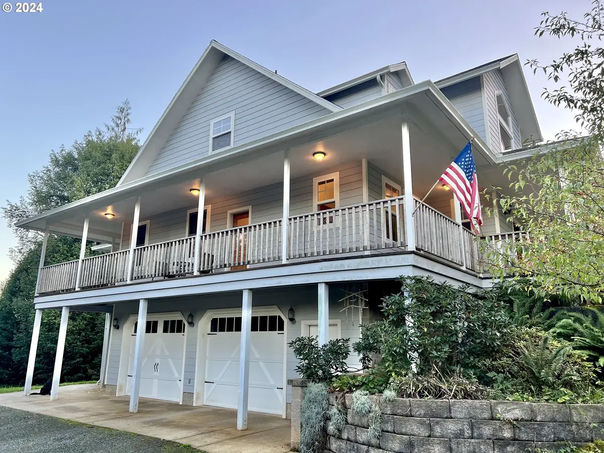 94104 Pleasant Valley Ln, Myrtle Point, OR 97458 - Image #1