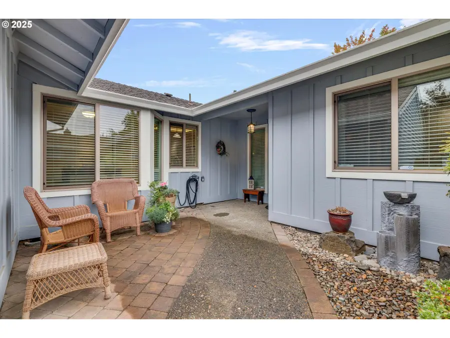 9430 SW Brentwood Pl, Tigard, OR 97224 - Image #3