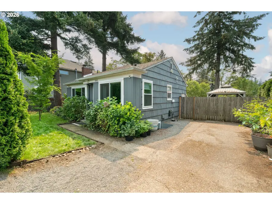10520 SE Holgate Blvd, Portland, OR 97266 - #3