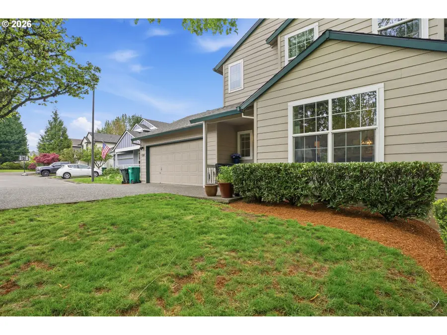 1331 NE 85th Ct, Hillsboro, OR 97006 - #2