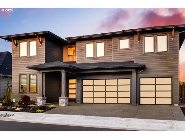 2003 NW 121st St, Vancouver, WA 98685