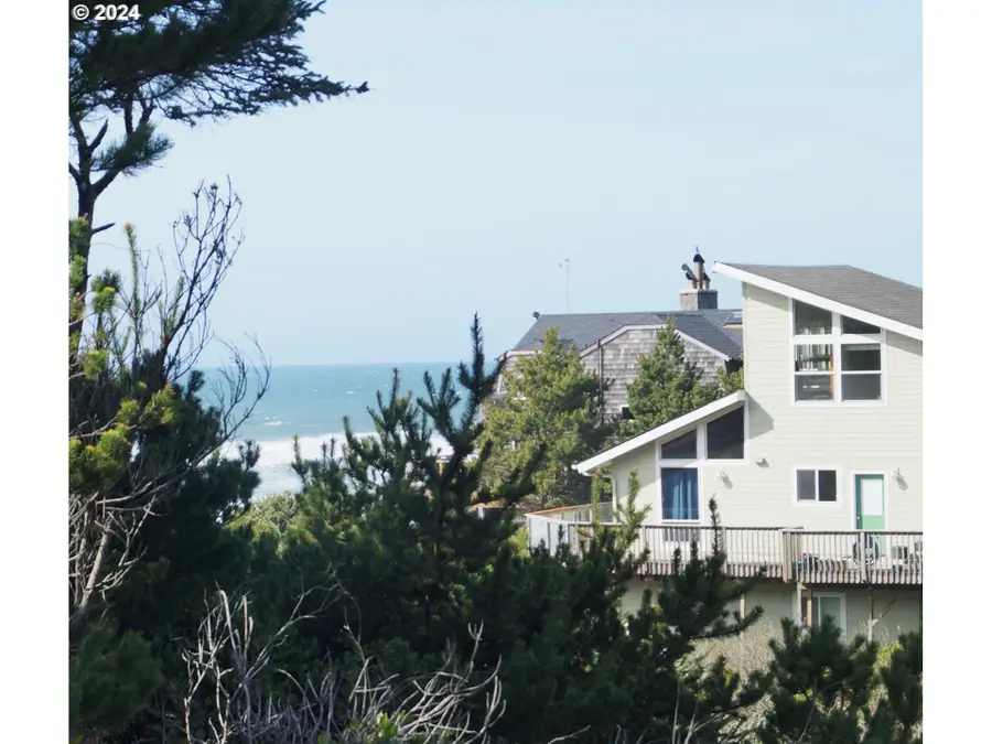 6400 Division St, Lincoln Beach, OR 97341 - #3
