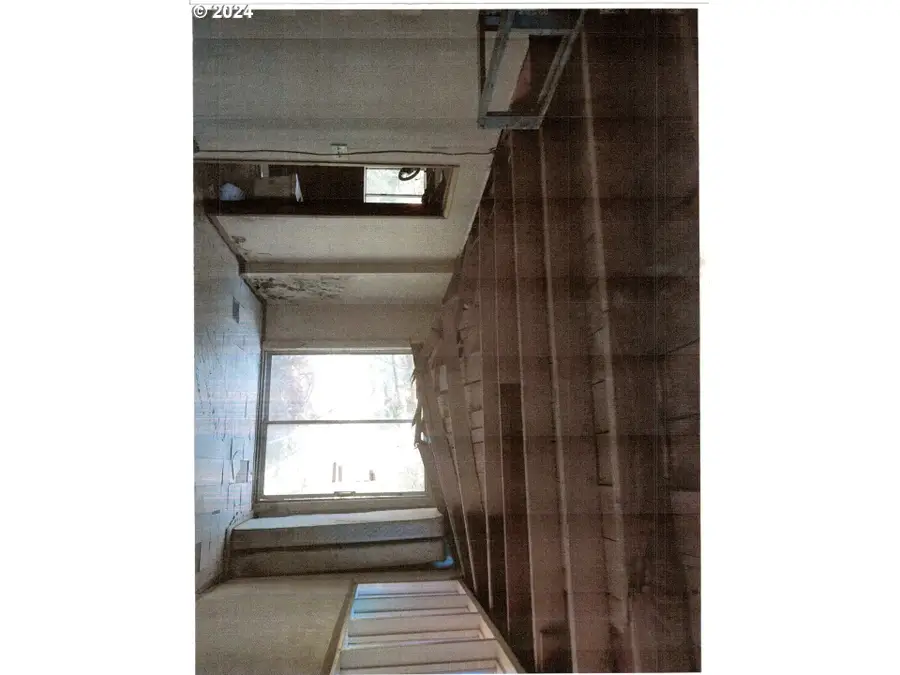 689 South End Rd, Oregon City, OR 97045 - Image #3