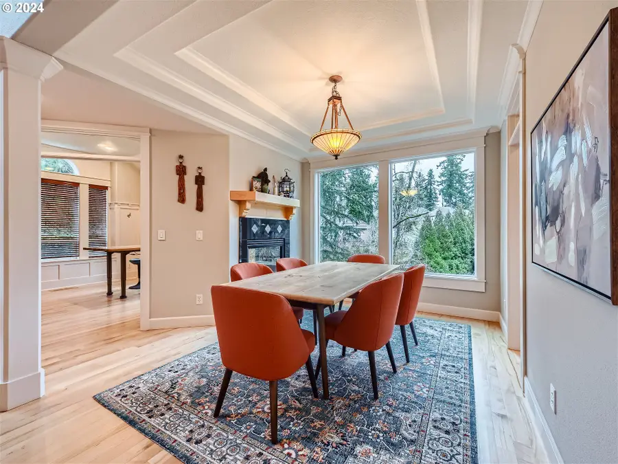 2698 Beacon Hill Dr, West Linn, OR 97068 - Image #3