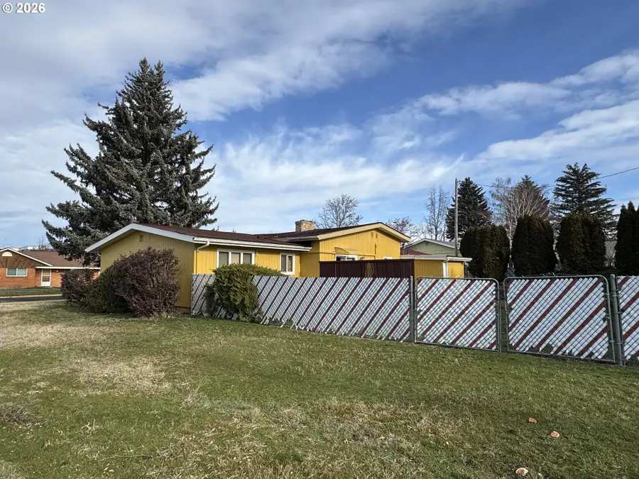 702 Elm Dr, Goldendale, WA 98620 - Image #3