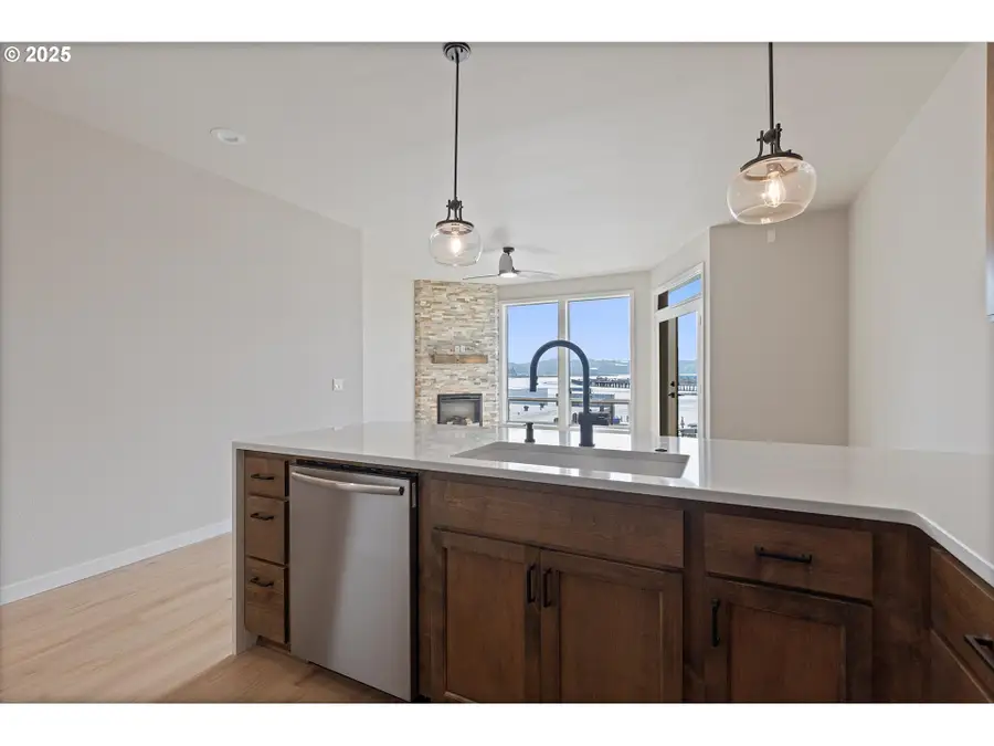 819 SW 13th St #2, Newport, OR 97365 - #3
