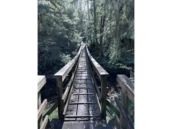 Address Withheld By Seller, ArchCape, OR 97102