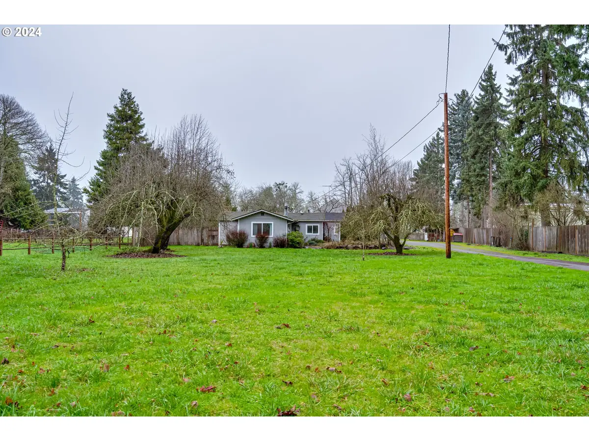 82284 Hillview Dr, Creswell, OR 97426 - Image #1