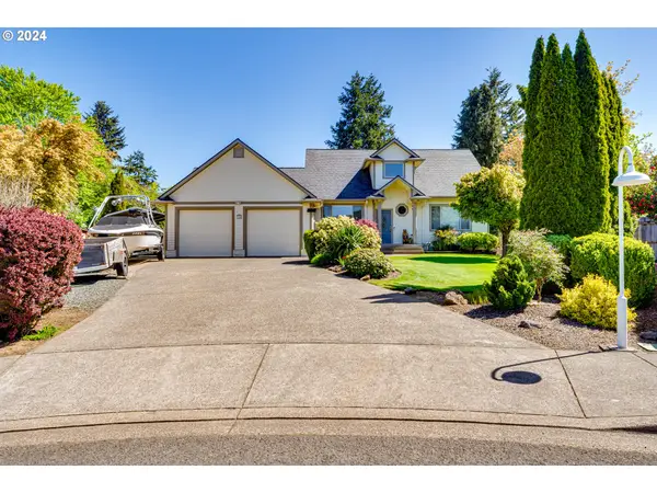 770 Girard Ct, CottageGrove, OR 97424