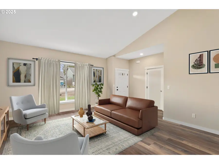 144 E H St, Vernonia, OR 97064 - Image #3