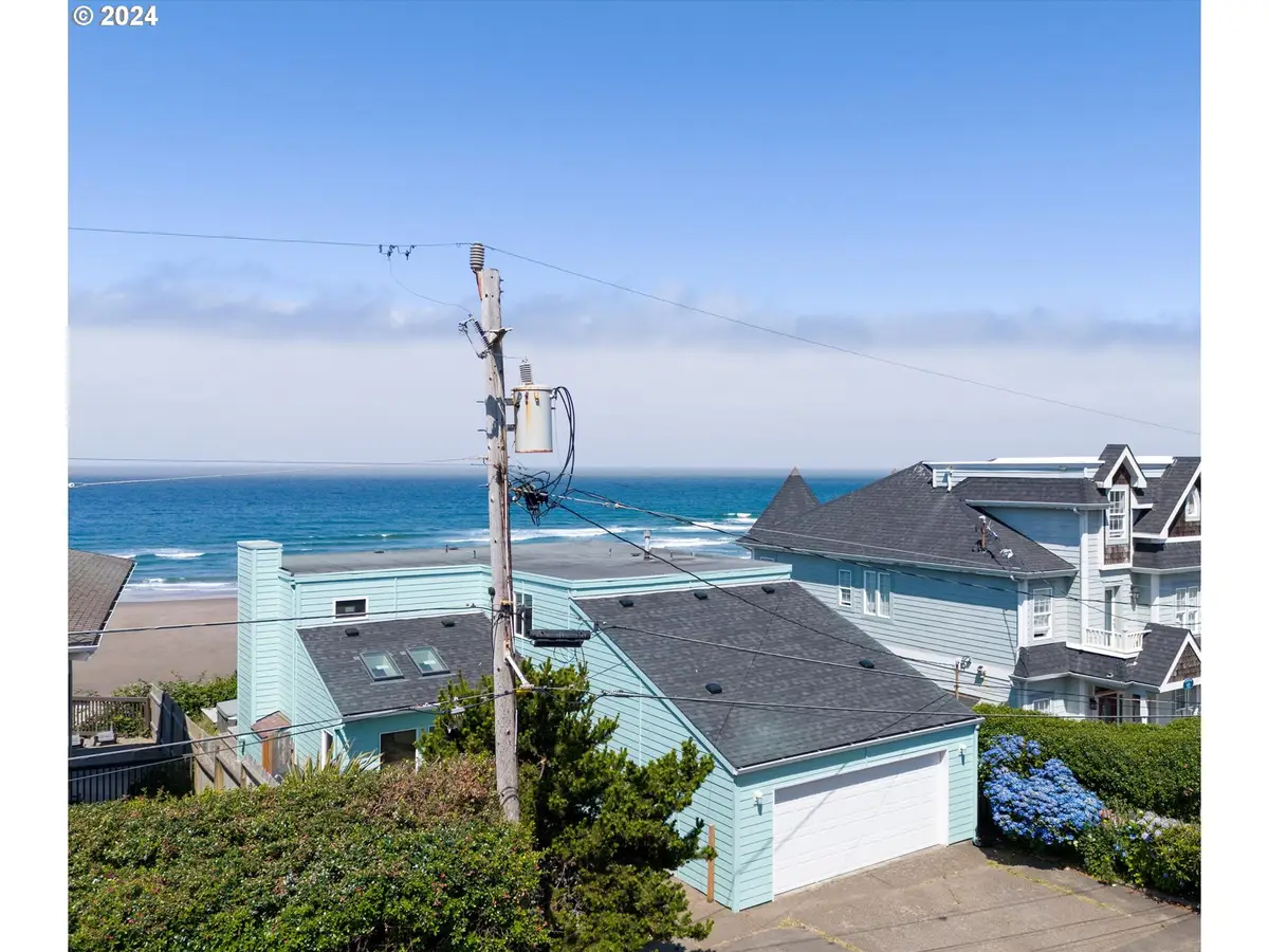 5771 NW Jetty Ave, Lincoln City, OR 97367 - Image #1
