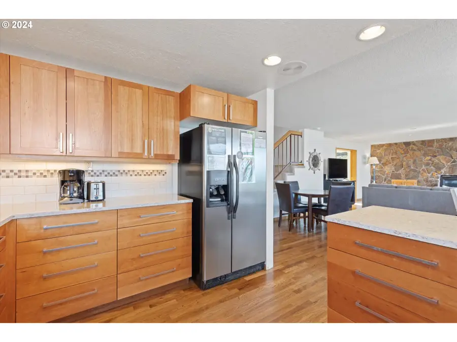 5771 NW Jetty Ave, Lincoln City, OR 97367 - Image #3