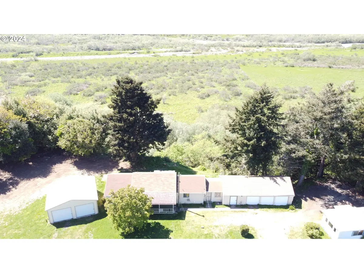 95707 Jerrys Flat Rd, Gold Beach, OR 97444 - Image #1