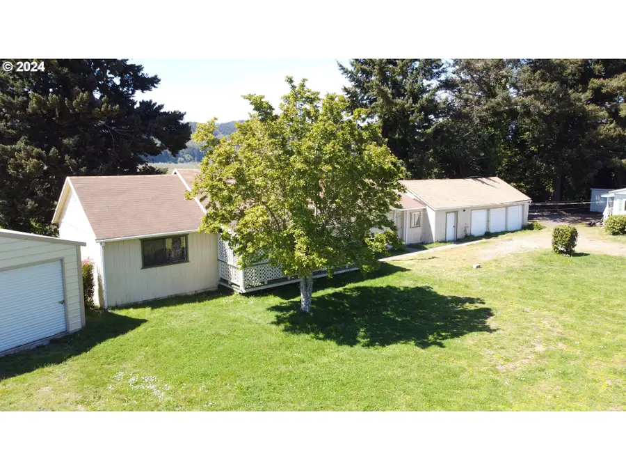 95707 Jerrys Flat Rd, Gold Beach, OR 97444 - Image #3