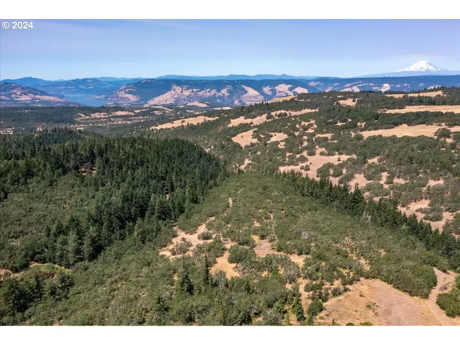 6538 Halliburton Rd, The Dalles, OR 97058 - Image #2