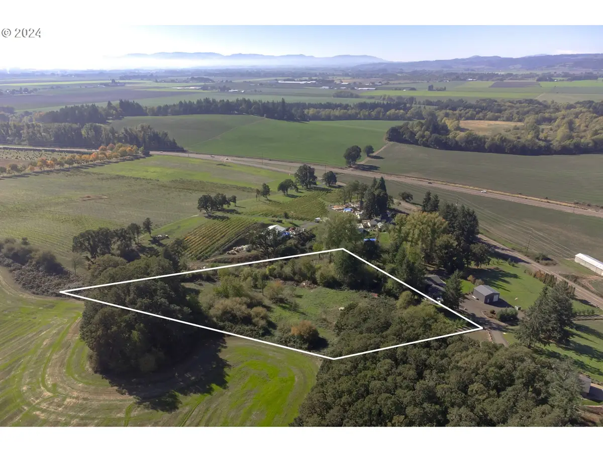 3406 SE Amity Dayton Hwy, Amity, OR 97101 - Image #1