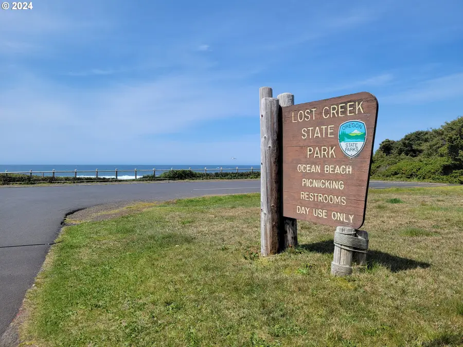 1500 SE Bracken Ter, South Beach, OR 97366 - Image #3