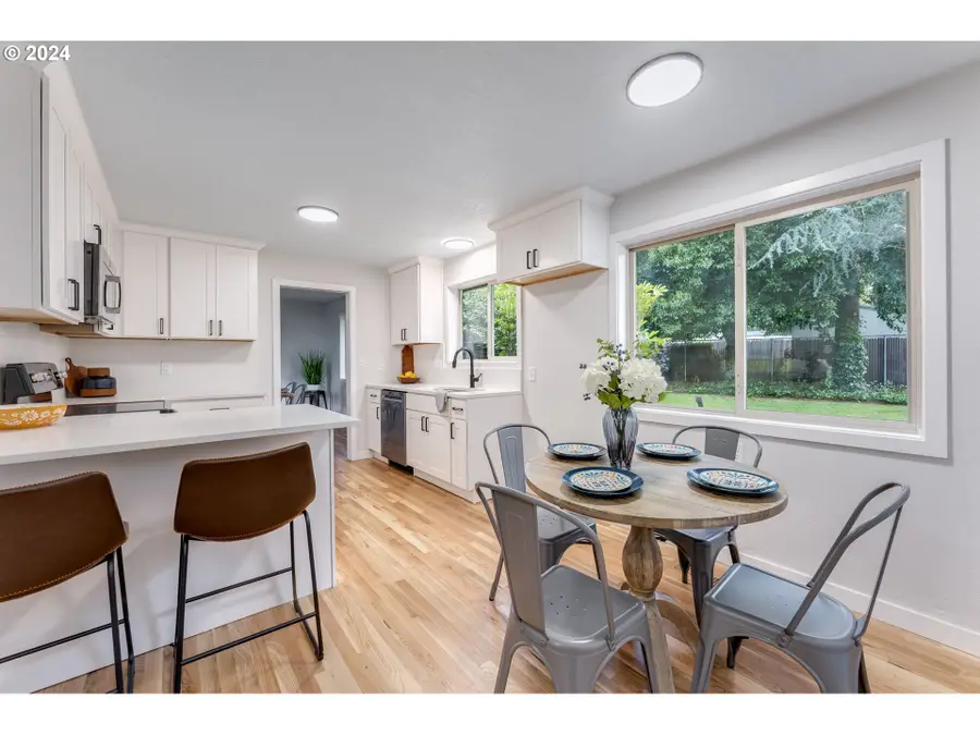 865 Glen Creek Rd, Salem, OR 97304 - Image #3