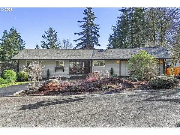 6 Falstaff St, LakeOswego, OR 97035