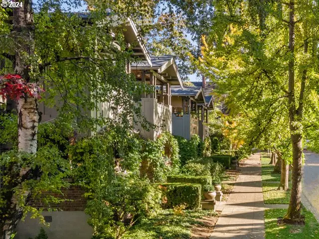 1837 SW Elm St #1, Portland, OR 97201 - Image #2