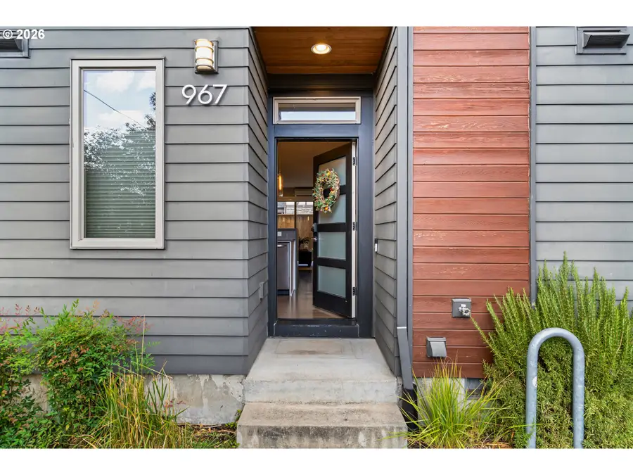 967 N Killingsworth Ct, Portland, OR 97217 - #2