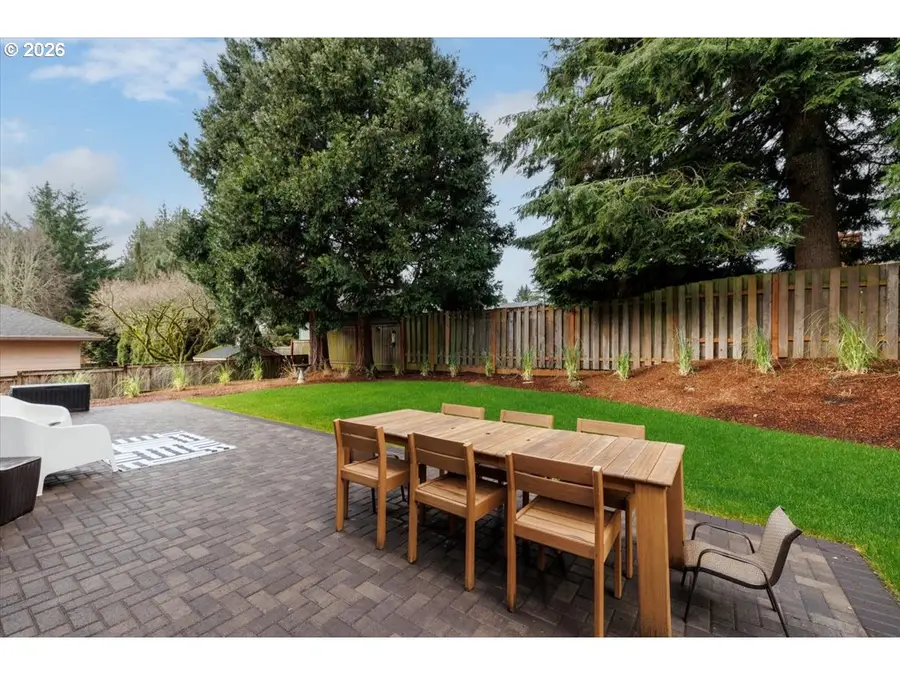 36745 Eldridge Dr, Sandy, OR 97055 - #2