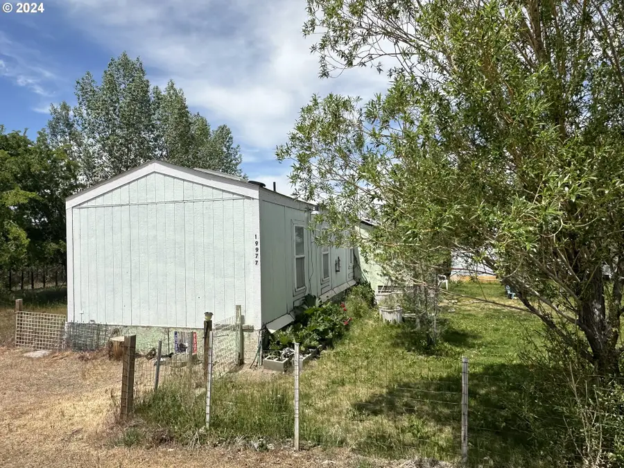 55826 Gay Ann Rd, Silver Lake Fort Rock, OR 97641 - Image #2