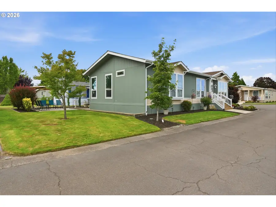 4155 NE Three Mile Ln, McMinnville, OR 97128 - #2
