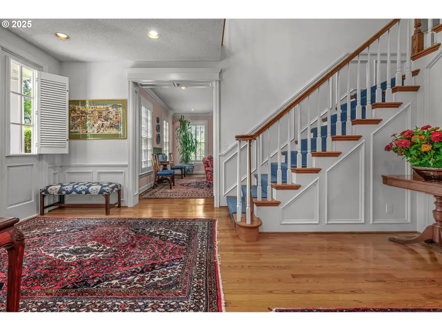 1439 SW Highland Rd, Portland, OR 97221 - Image #2