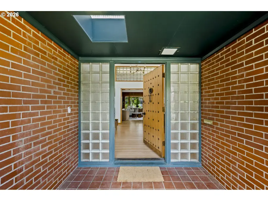 3140 NE Alameda St, Portland, OR 97212 - #3