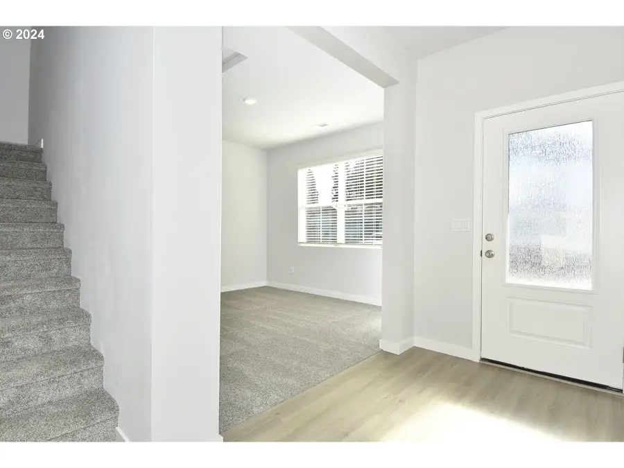 5917 NE 68th St, Vancouver, WA 98661 - Image #2