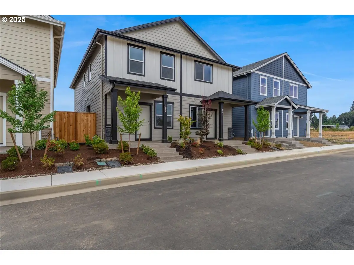 365 SE Kitzmiller Dr, Dallas, OR 97338 - Image #1