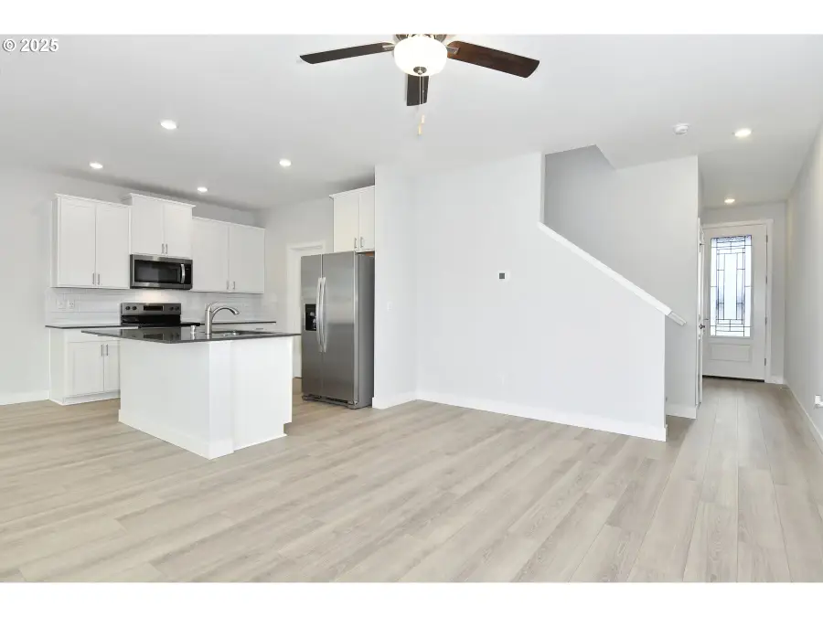 1328 NE 8th Ave, Battle Ground, WA 98604 - Image #2