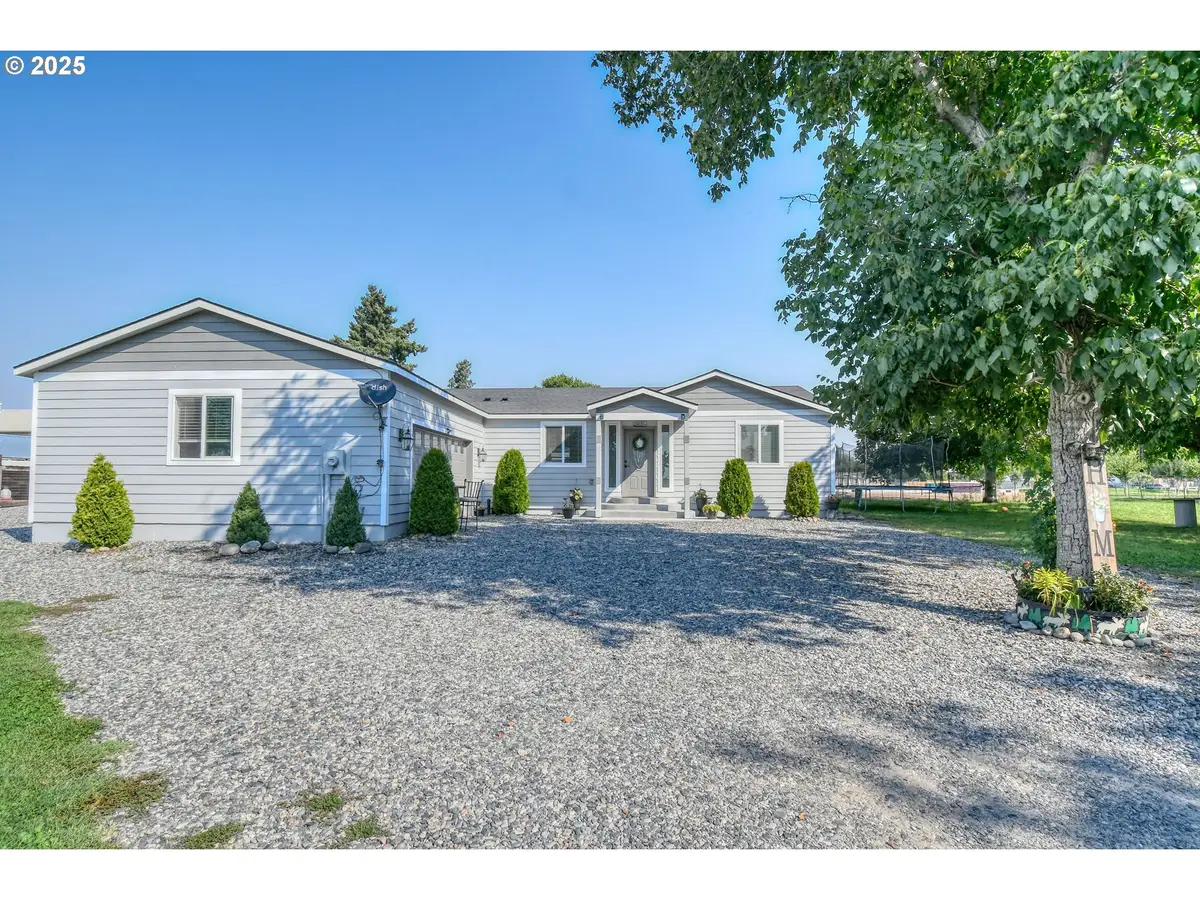 256 NW Jewell Ct, Irrigon, OR 97844 - Image #1