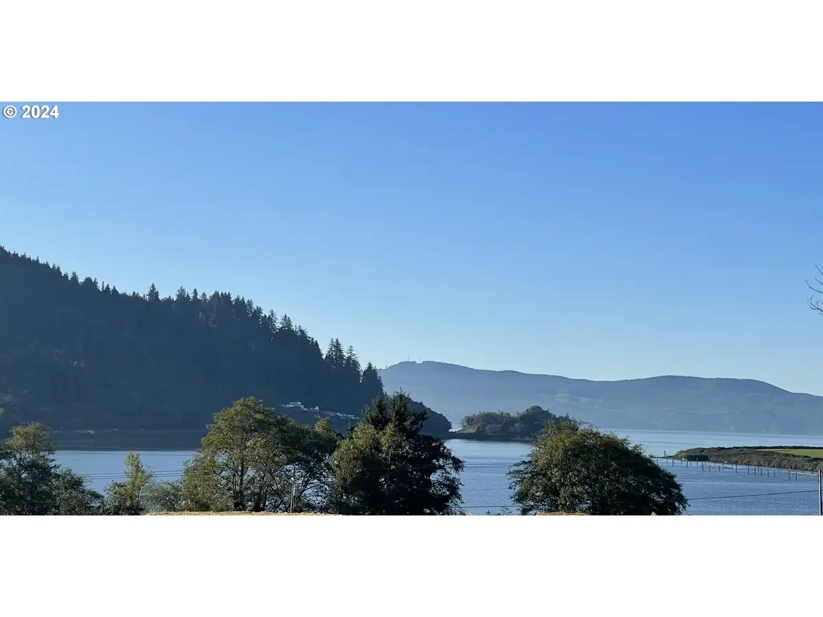 501 E Garibaldi Ave #6, Garibaldi, OR 97118 - Image #1