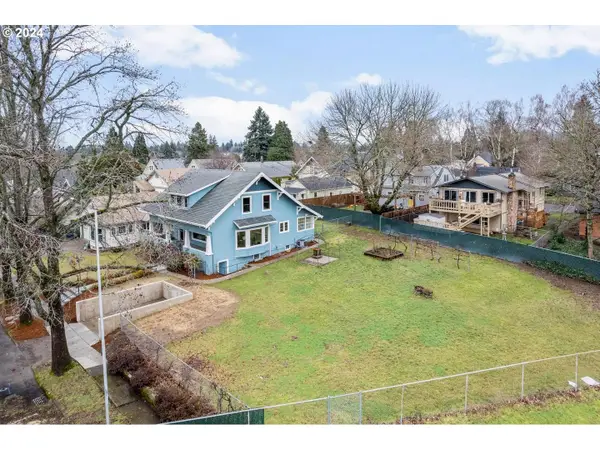 11610 SE 30th (lot South Of) Ave, Portland, OR 97222