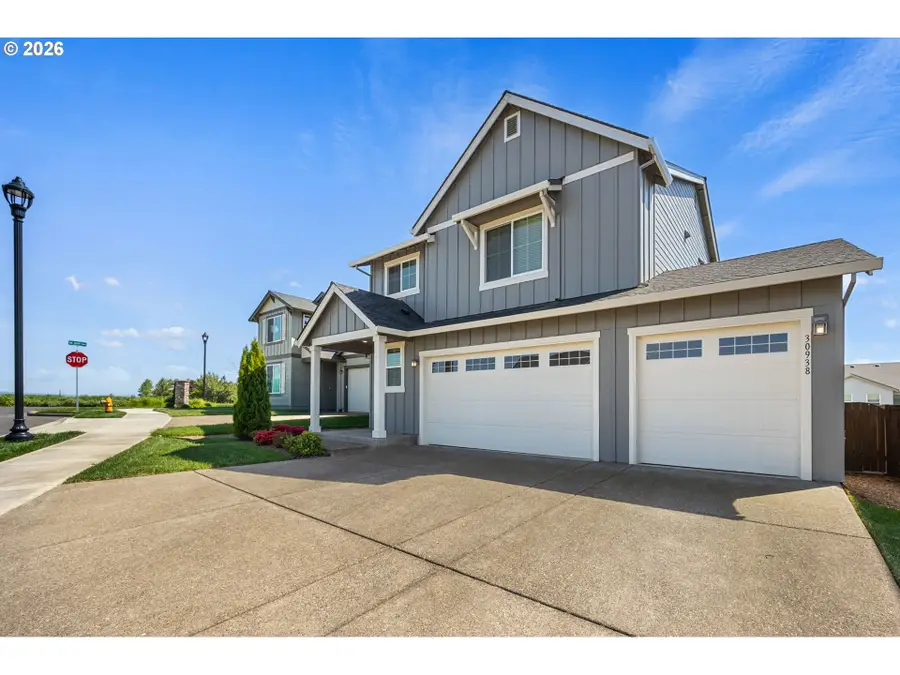 30938 NW Moon St, North Plains, OR 97133 - #2