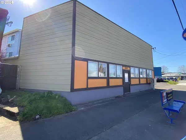 5816 SE Foster Rd, Portland, OR 97206