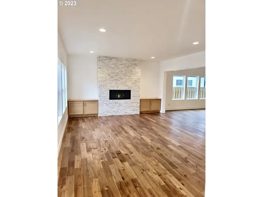 20013 Voltera Pl, Bend, OR 97702 - Image #2