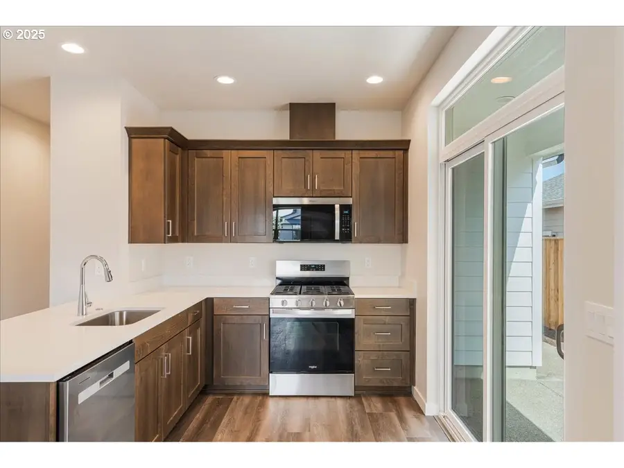 1414 SE Hankel St, Dallas, OR 97338 - Image #3