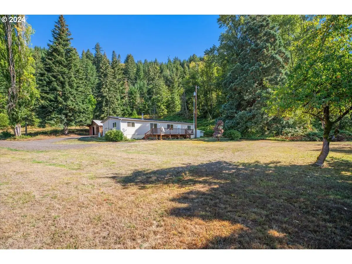 21000 NE Strawberry Flats Ln, Scotts Mills, OR 97375 - Image #1