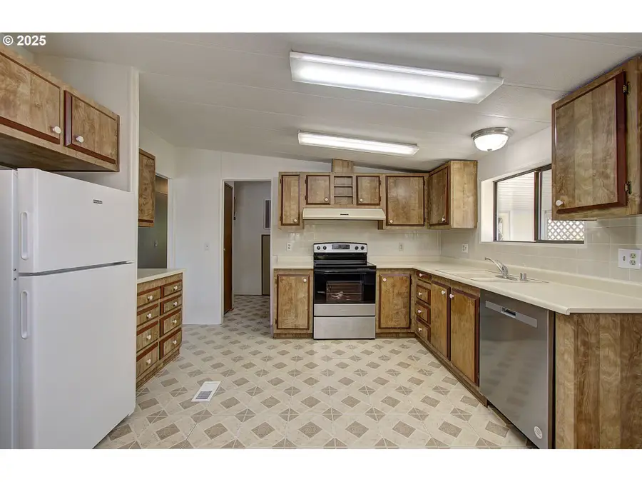 17401 SE 39th St #7, Vancouver, WA 98683 - Image #2