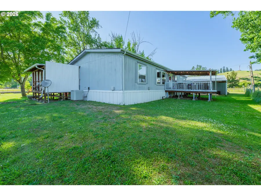 503 Old Pioneer Rd, Sutherlin, OR 97479 - #2