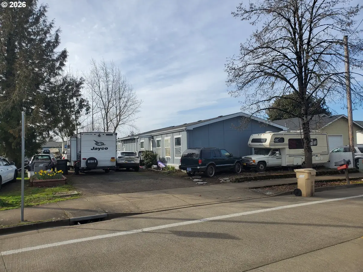2154 Marion St, Albany, OR 97322 - #1